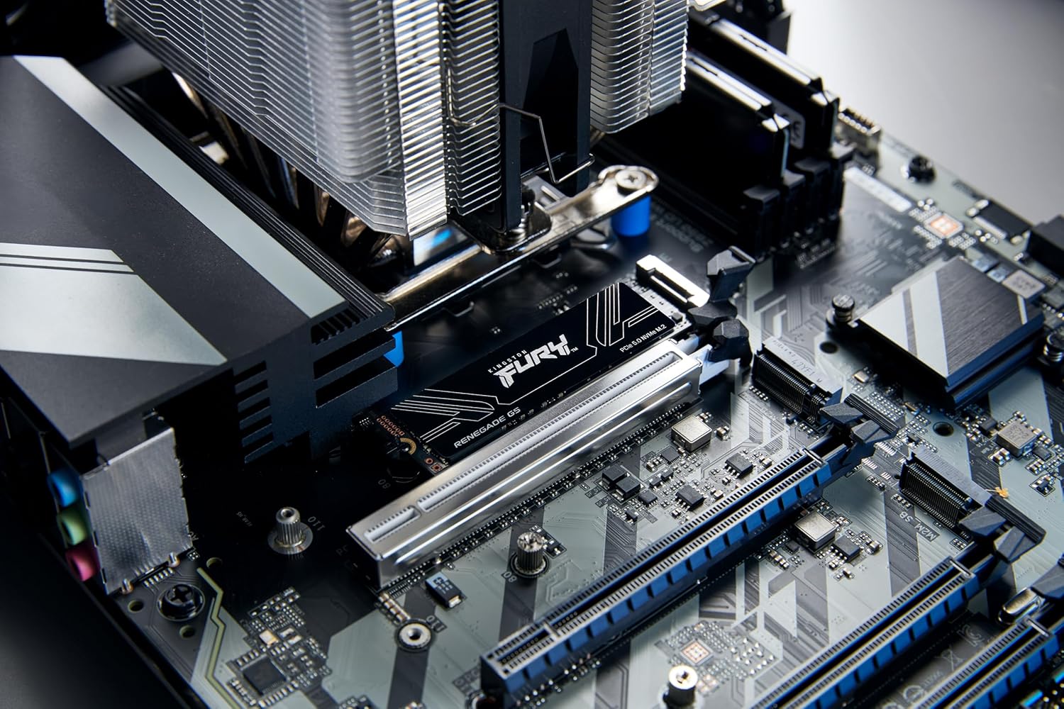 Kingston Fury Renegade G5 2048GB NVMe SSD | PCIe 5.0 M.2 2280 | SFYR2S/2T0